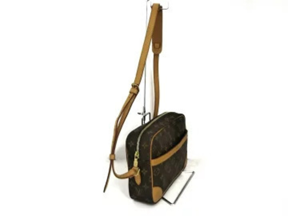 Louis Vuitton Shoulder Bag Monogram Trocadero Canvas